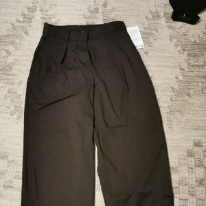 BNWT Lululemon Pleat-Front Wide Leg Trousers